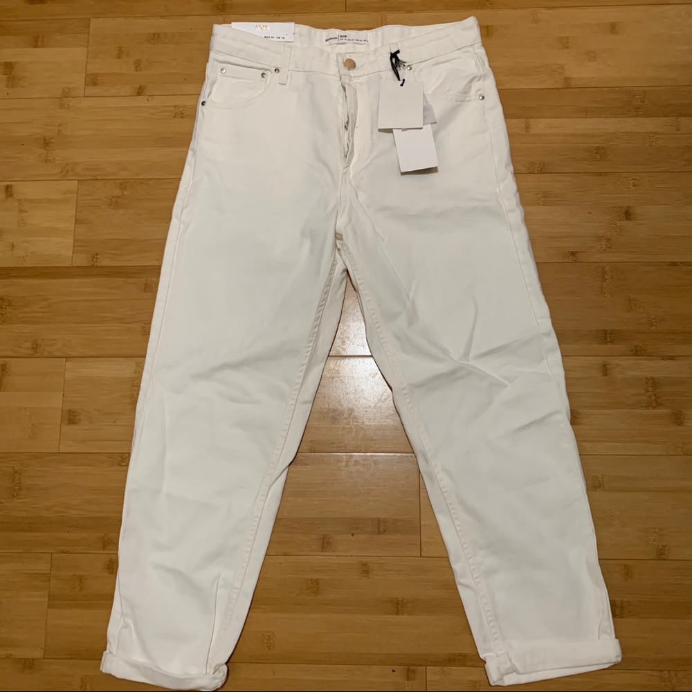 white mom jeans